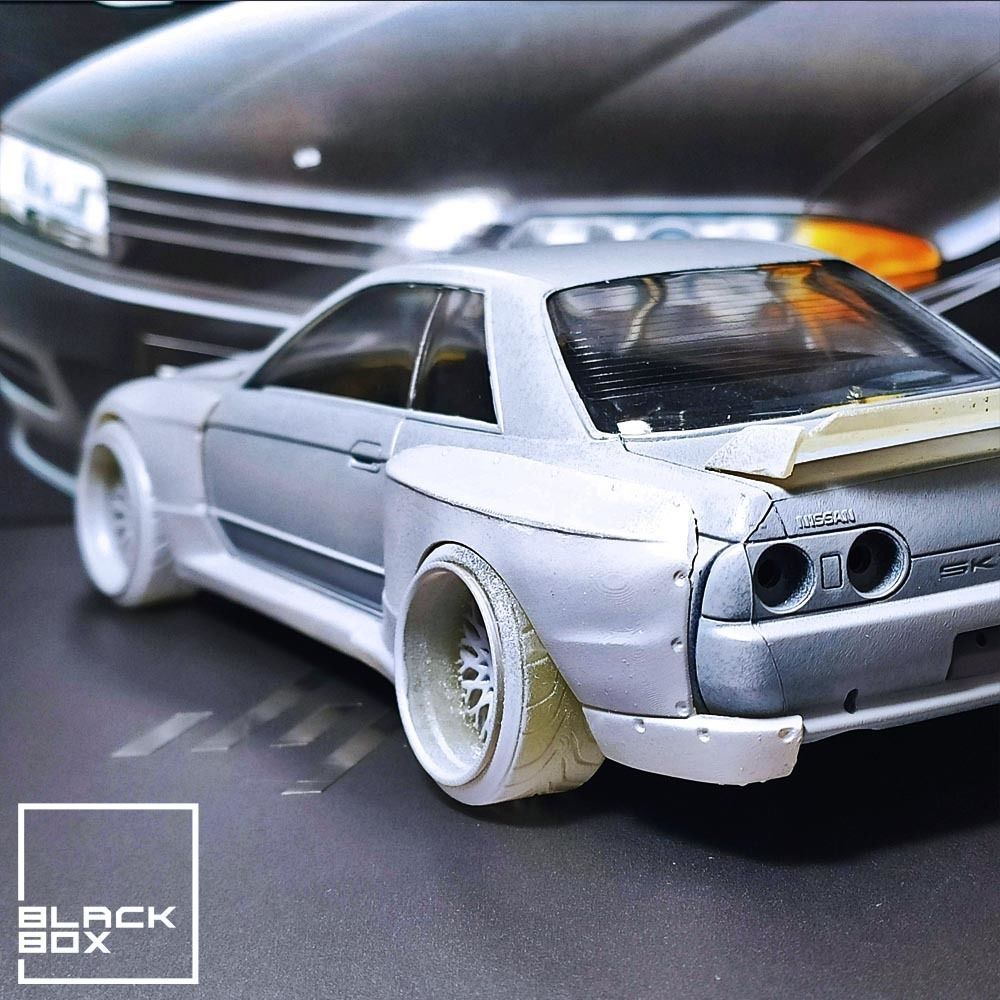 Tamiya r32 store body