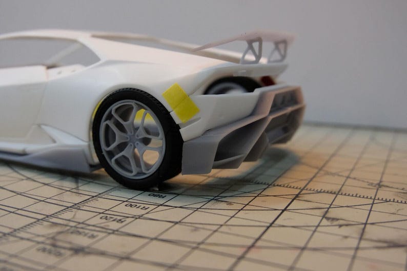 Lamborghini Huracan LP610-4 Vorsteiner bodykit for Aoshima modelkit 7 Lamborghini Huracan LP610-4 Vorsteiner bodykit for Aoshima modelkit Speedstar Models 7